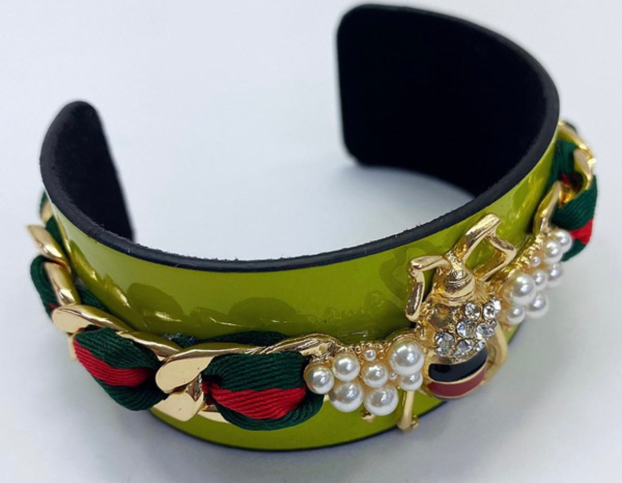 Rhinestone Bee Design Bracelet ( Green)